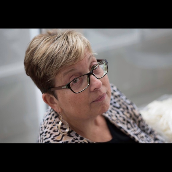 Meet your Posher, Anne - Picture 1 of 1